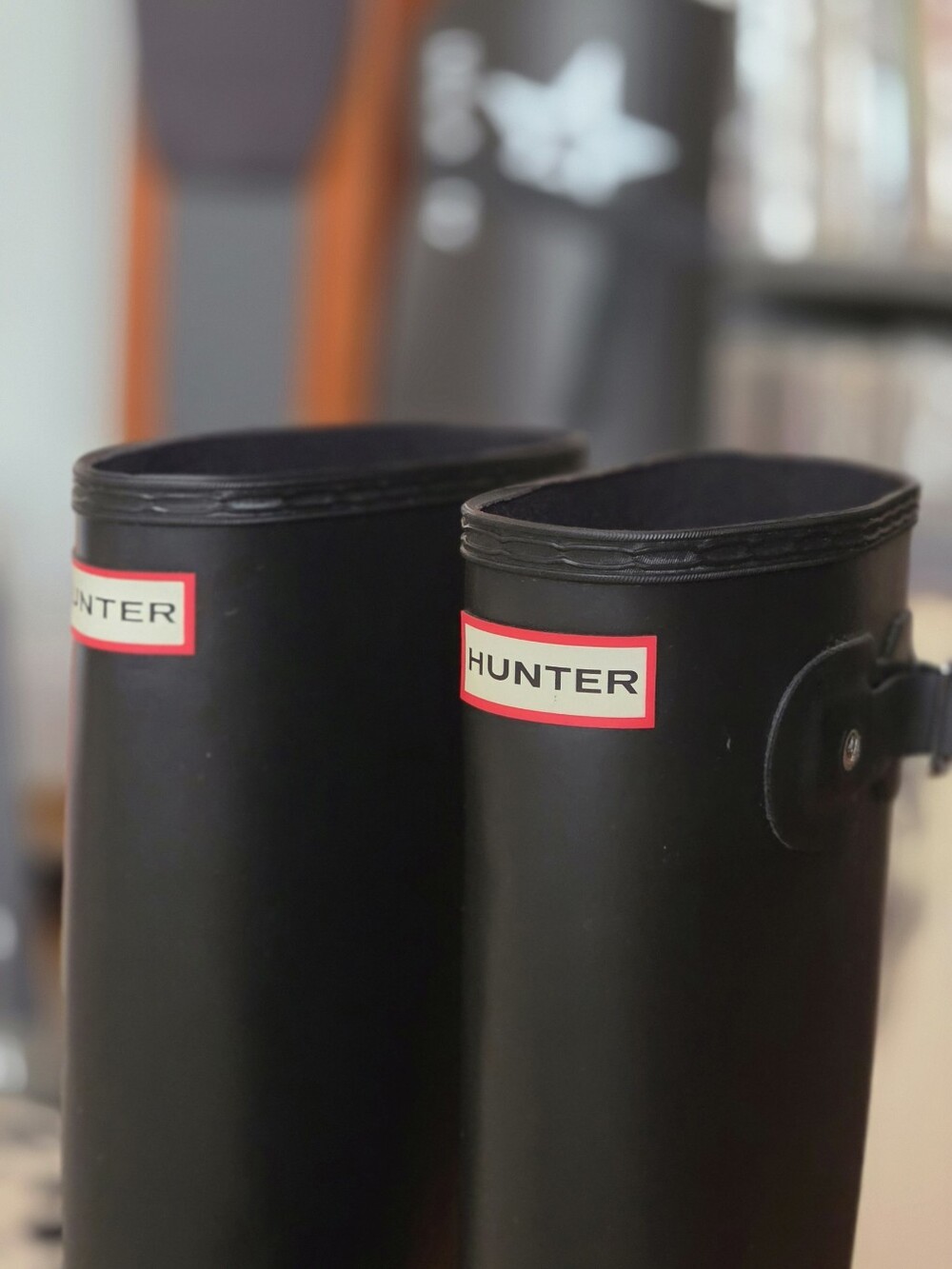 Hunter Tall Matte Black Women's Wellies Rain Boots with Logo Trim - Picture 3 of 6